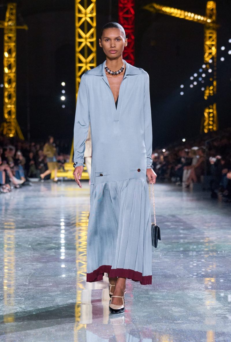 Matthieu Blazy estudia la transformación de Chanel en fw26