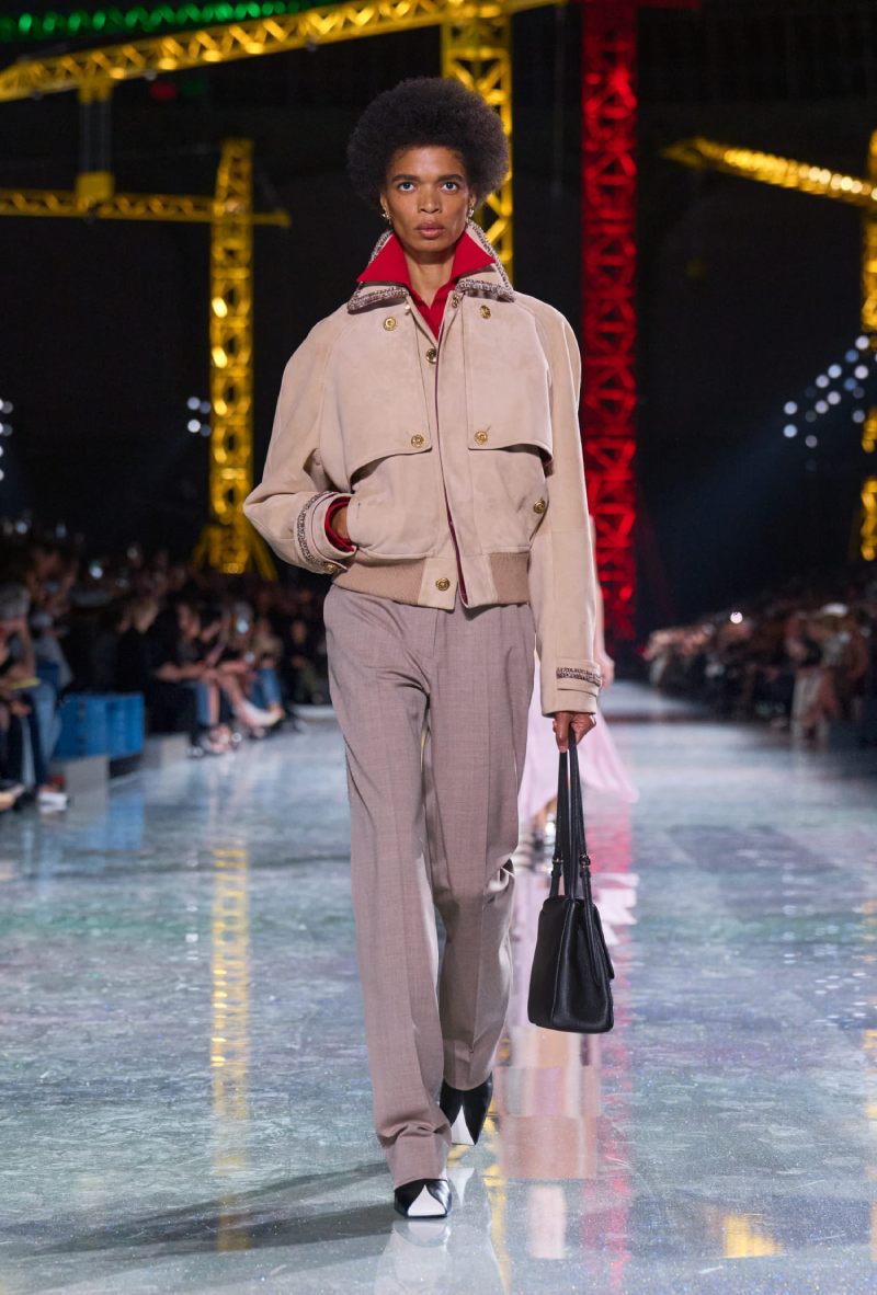 Matthieu Blazy estudia la transformación de Chanel en fw26