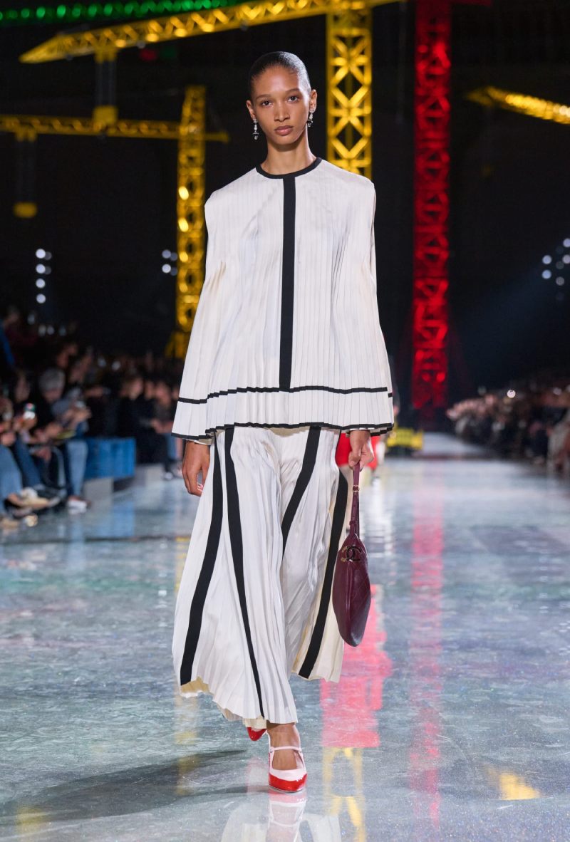 Matthieu Blazy estudia la transformación de Chanel en fw26