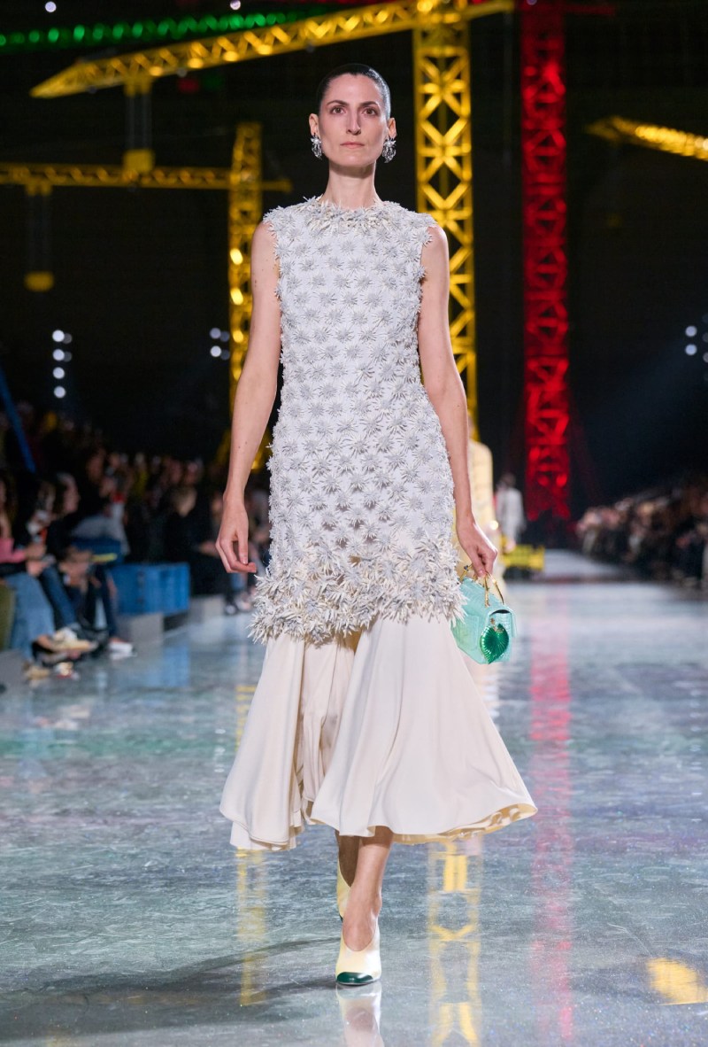 Matthieu Blazy estudia la transformación de Chanel en fw26