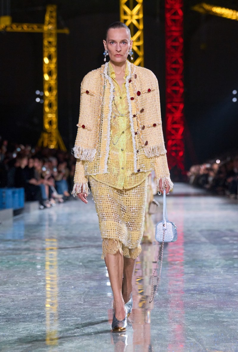 Matthieu Blazy estudia la transformación de Chanel en fw26