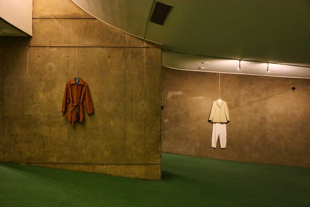 Cordera conquista París: minimalismo ético en el Niemeyer