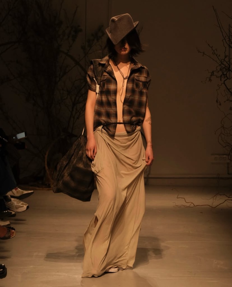 Javier Guijarro triunfa en la semana de la moda de París