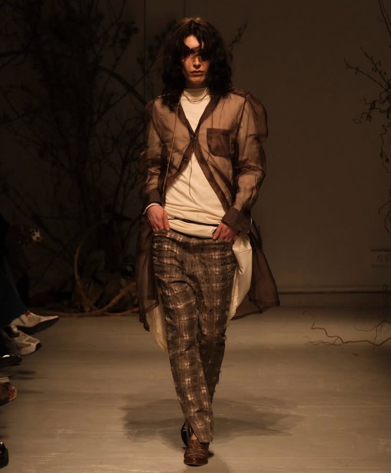 Javier Guijarro triunfa en la semana de la moda de París