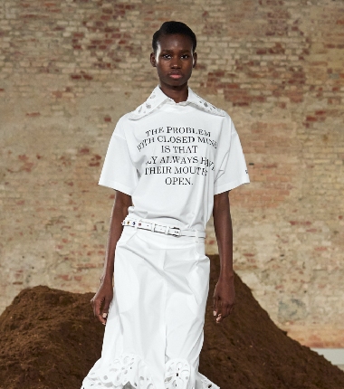 Moschino AW26: un homenaje visual a la Argentina real