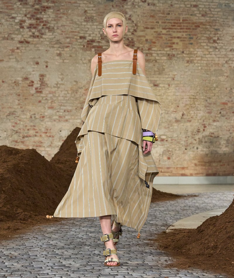 Moschino AW26: un homenaje visual a la Argentina real