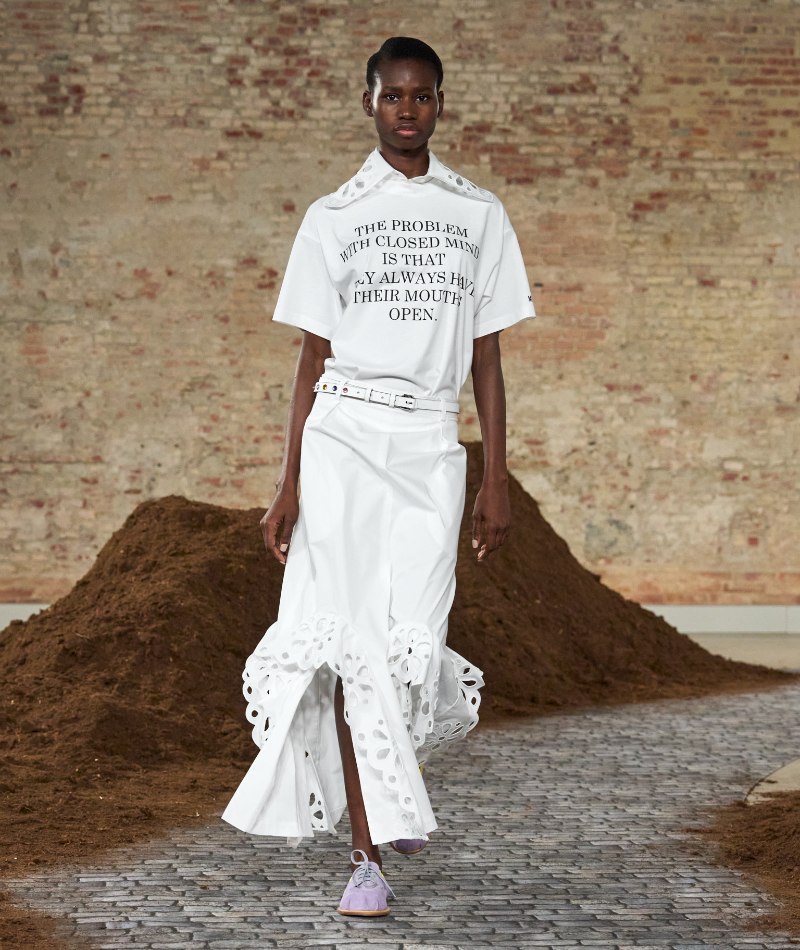 Moschino AW26: un homenaje visual a la Argentina real