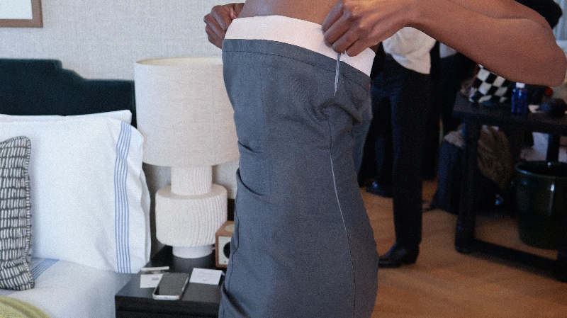 E·R·A·X explora el movimiento con moda tensada y expuesta