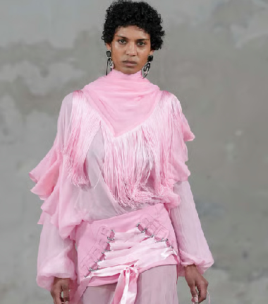 Abra FW26: moda caótica para una feminidad sin control