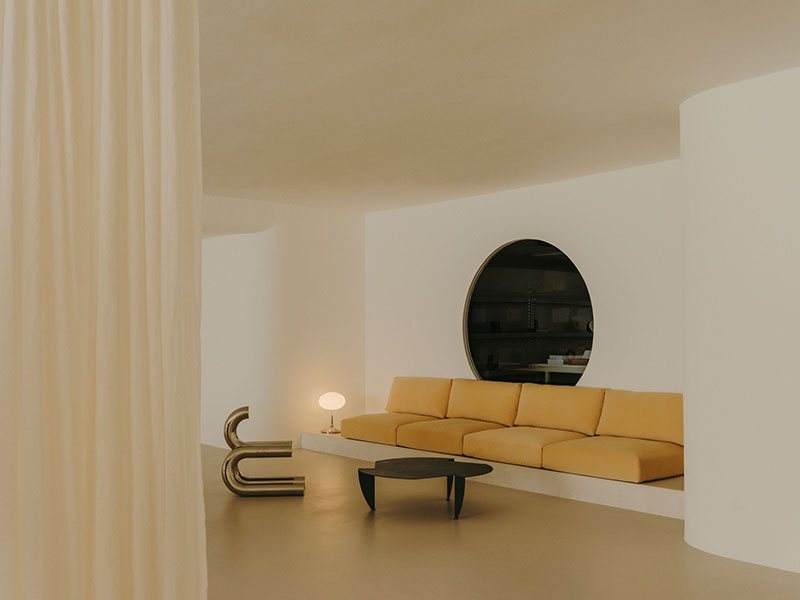 Isern Serra diseña el Eiko Ai Showroom, un lugar cambiante