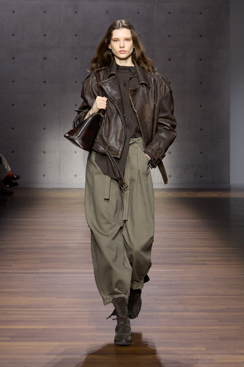 Emporio Armani sigue siendo Armani (gracias a Dios)