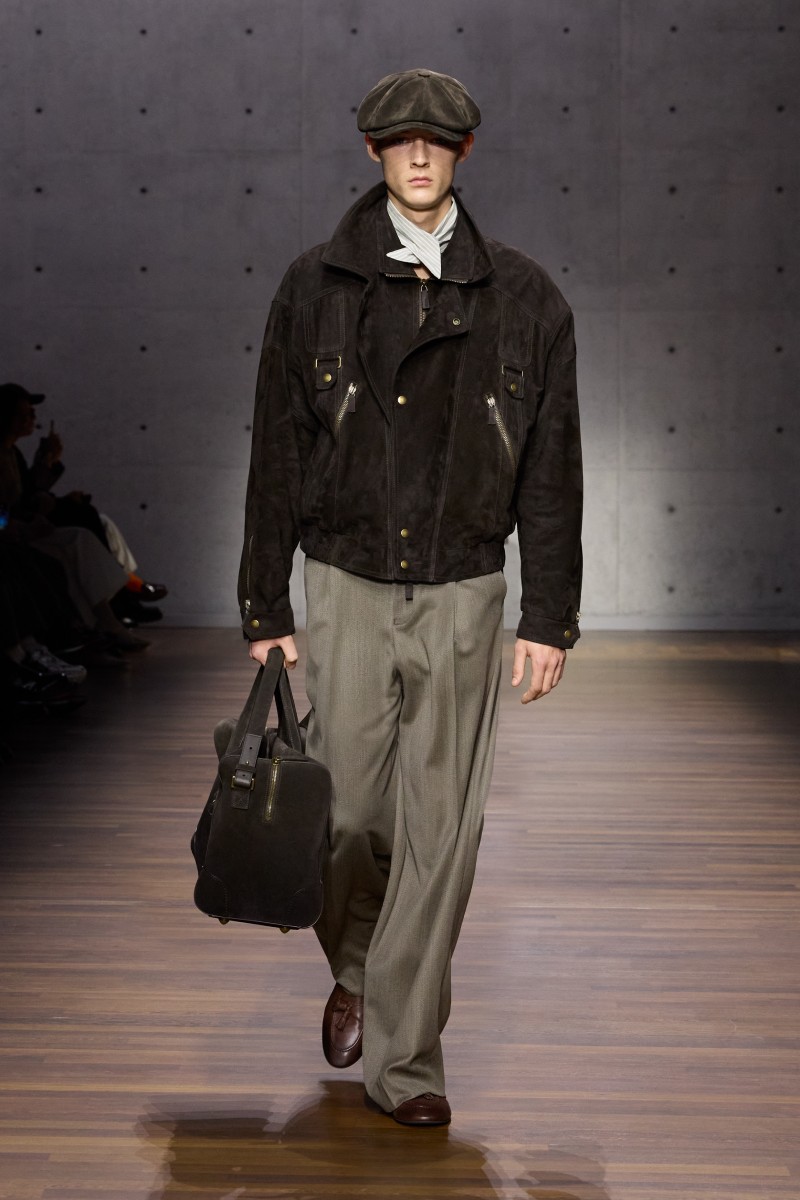 Emporio Armani sigue siendo Armani (gracias a Dios)