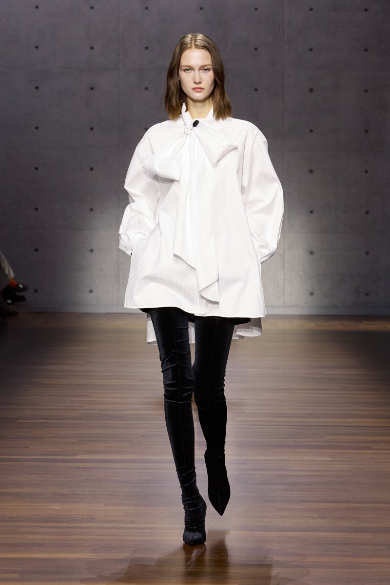 Emporio Armani sigue siendo Armani (gracias a Dios)