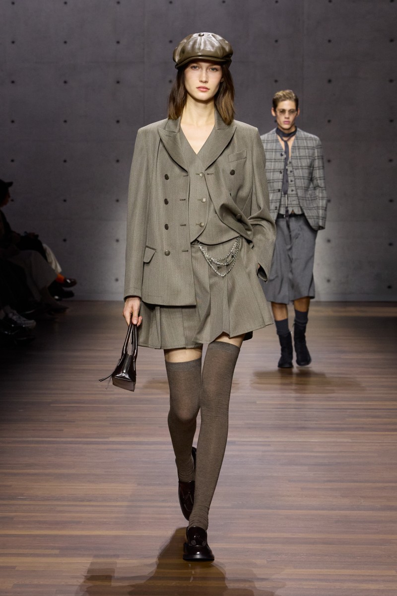 Emporio Armani sigue siendo Armani (gracias a Dios)