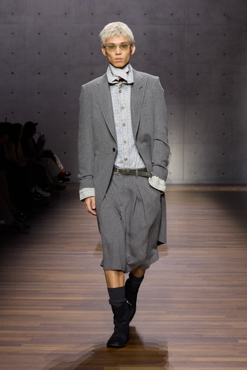 Emporio Armani sigue siendo Armani (gracias a Dios)