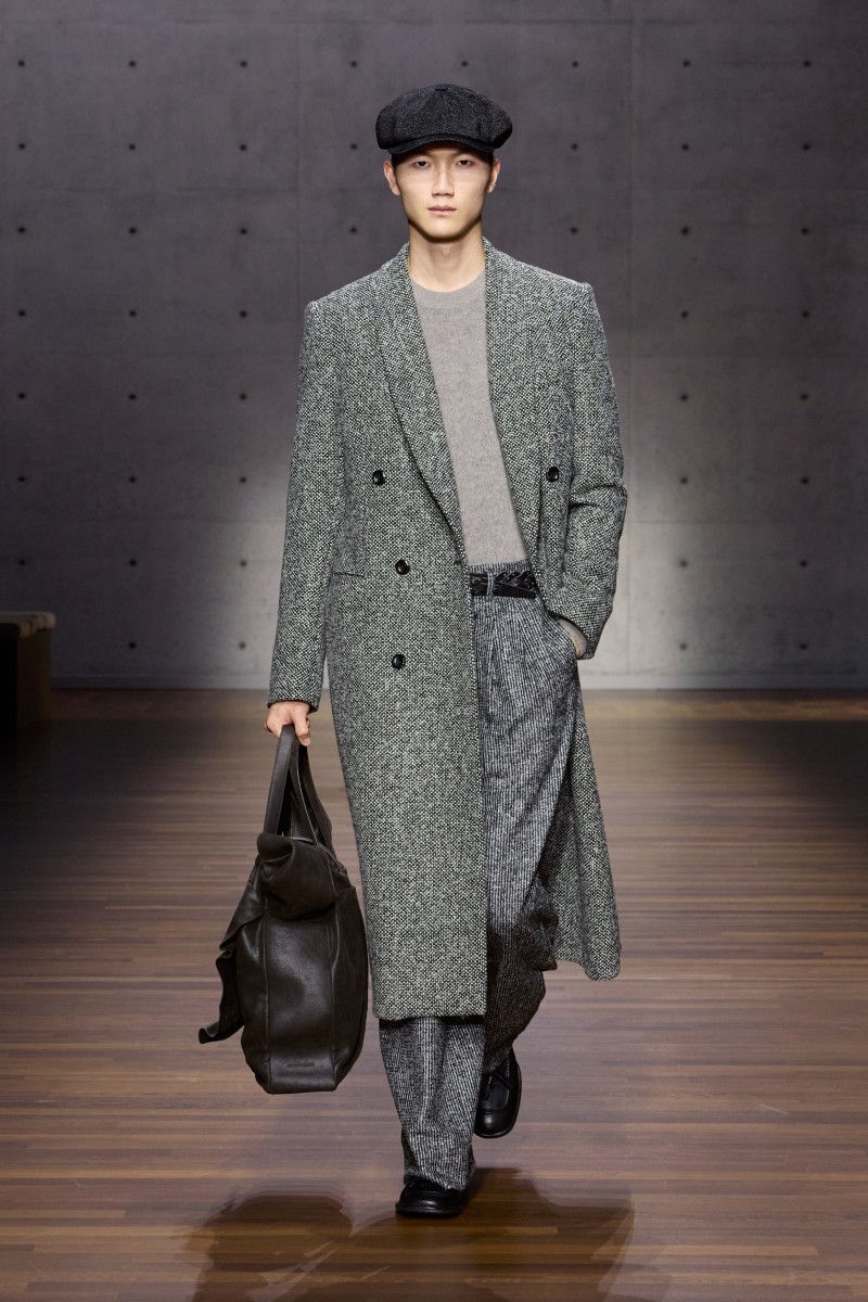 Emporio Armani sigue siendo Armani (gracias a Dios)