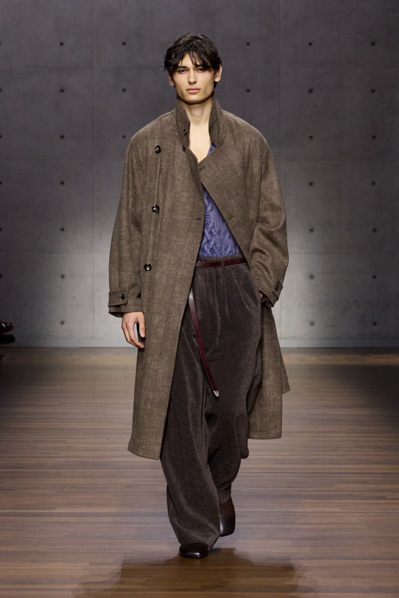 Emporio Armani sigue siendo Armani (gracias a Dios)