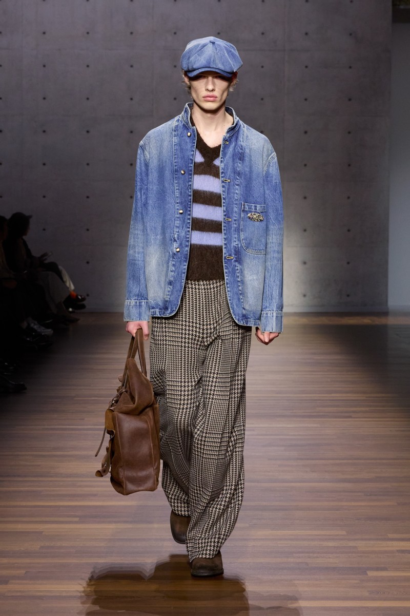 Emporio Armani sigue siendo Armani (gracias a Dios)