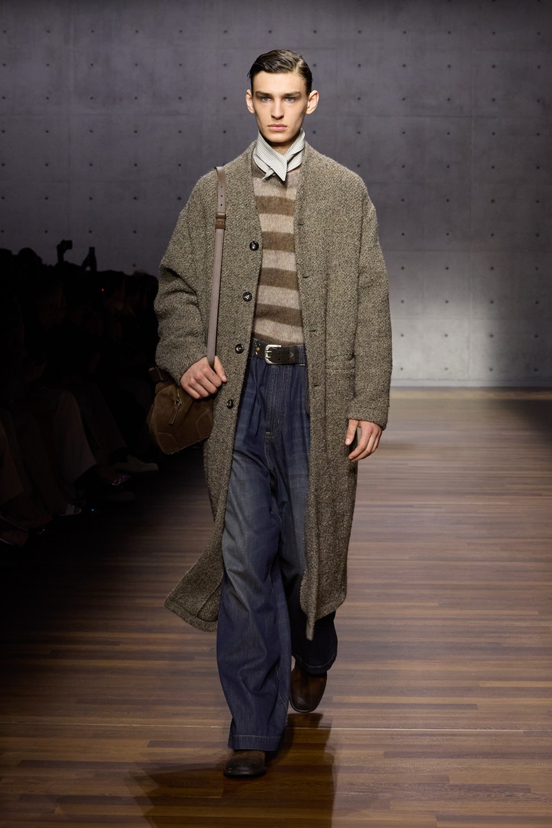 Emporio Armani sigue siendo Armani (gracias a Dios)