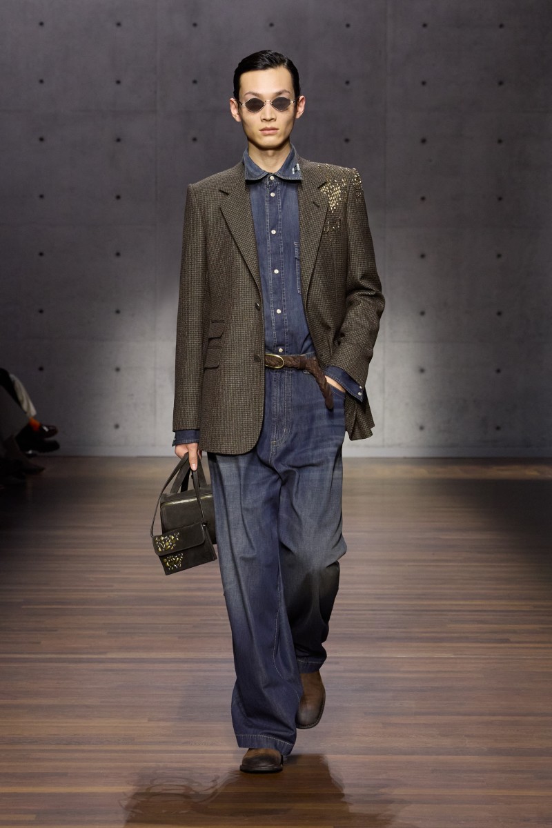 Emporio Armani sigue siendo Armani (gracias a Dios)