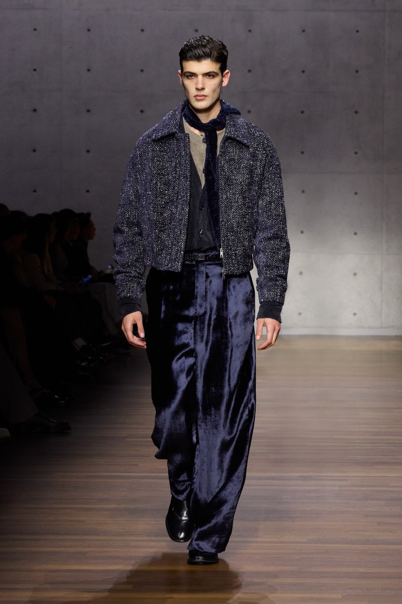 Emporio Armani sigue siendo Armani (gracias a Dios)