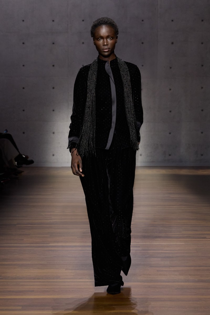 Emporio Armani sigue siendo Armani (gracias a Dios)