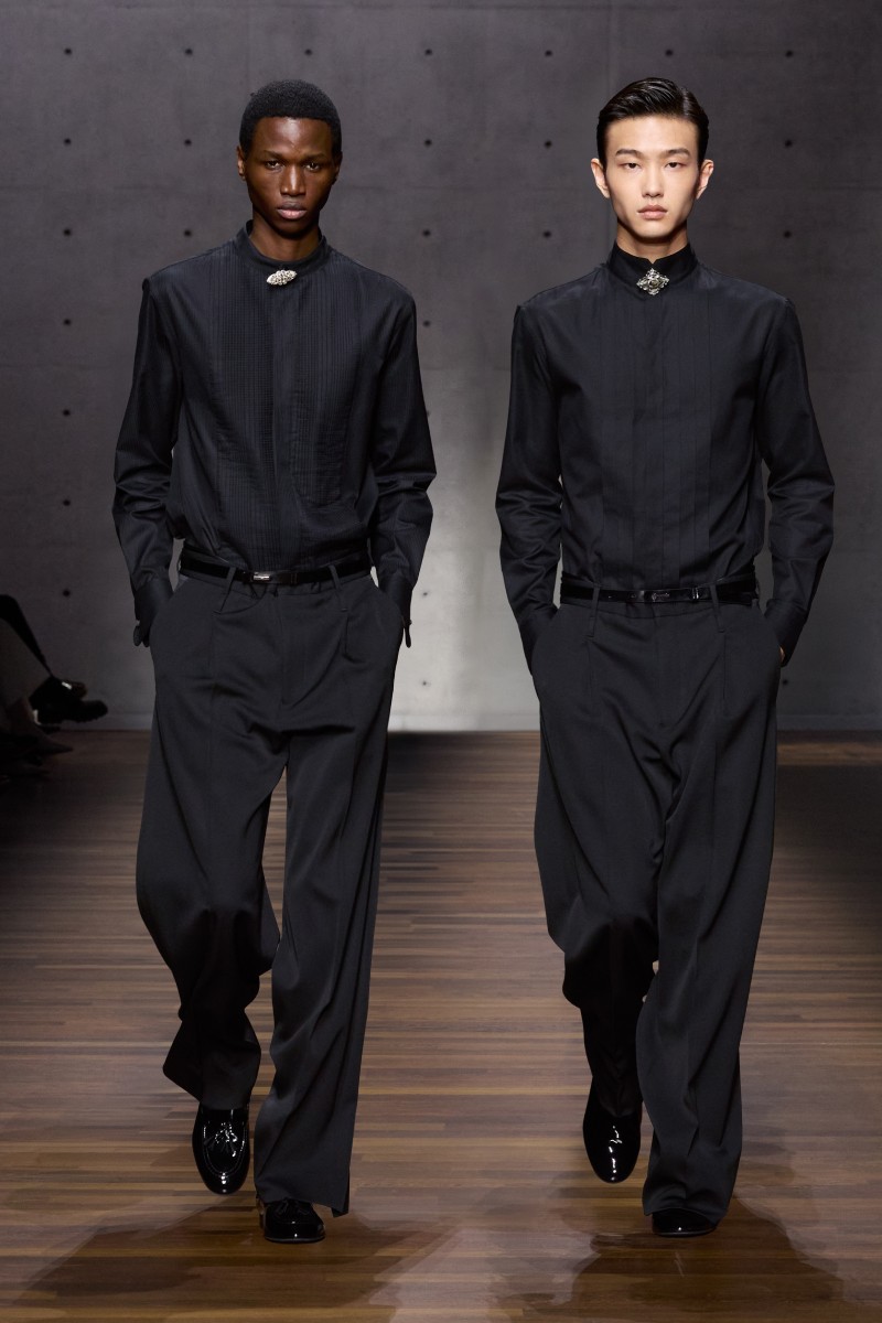 Emporio Armani sigue siendo Armani (gracias a Dios)