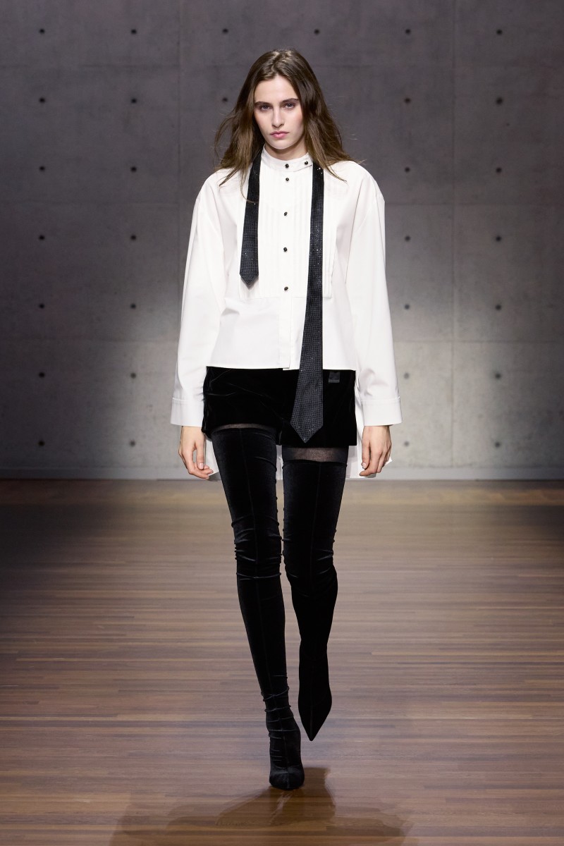 Emporio Armani sigue siendo Armani (gracias a Dios)