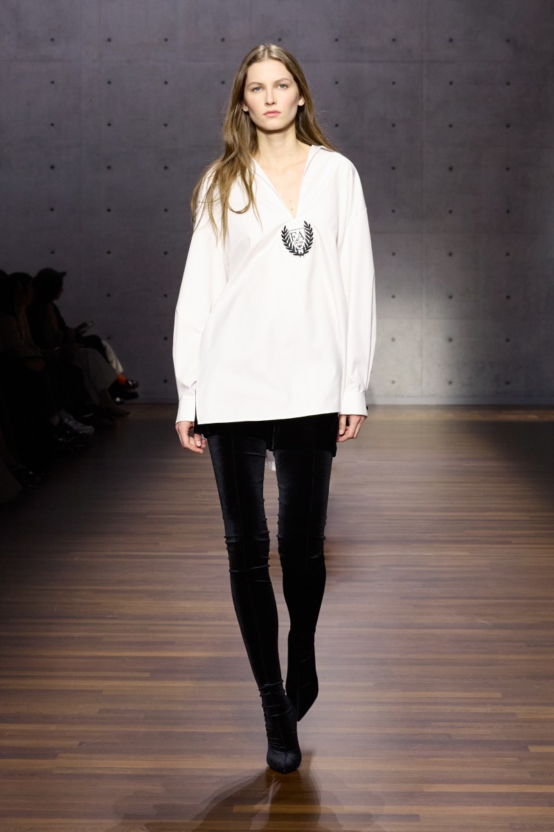 Emporio Armani sigue siendo Armani (gracias a Dios)