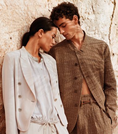La elegancia Armani migra al desierto para ss26