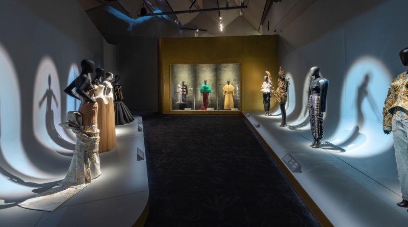 El V&A expone el legado icónico de Elsa Schiaparelli