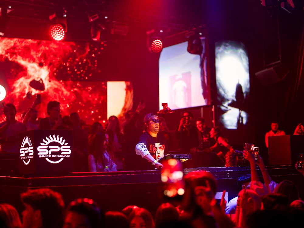 Neo2 y Space of Sound cierran Madrid Fashion Week a lo alto