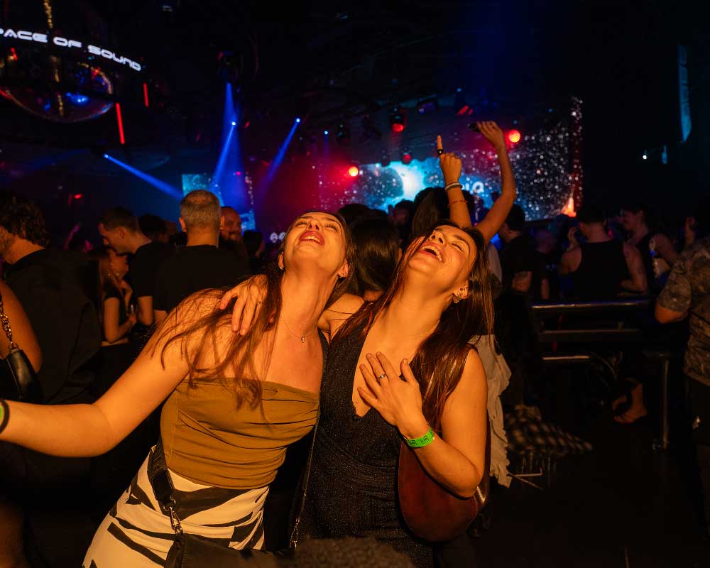 Neo2 y Space of Sound cierran Madrid Fashion Week a lo alto