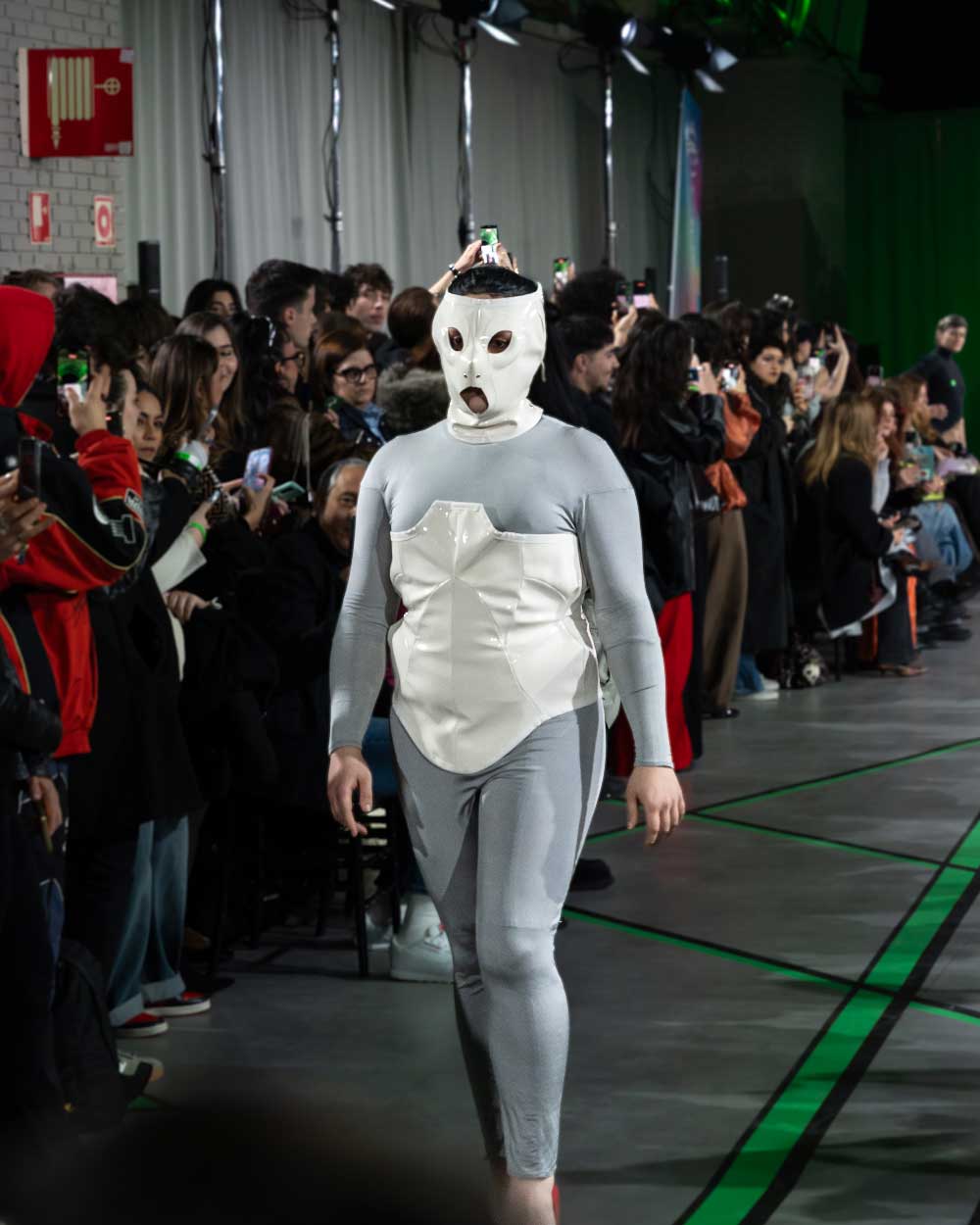 Neo2 y Space of Sound cierran Madrid Fashion Week a lo alto