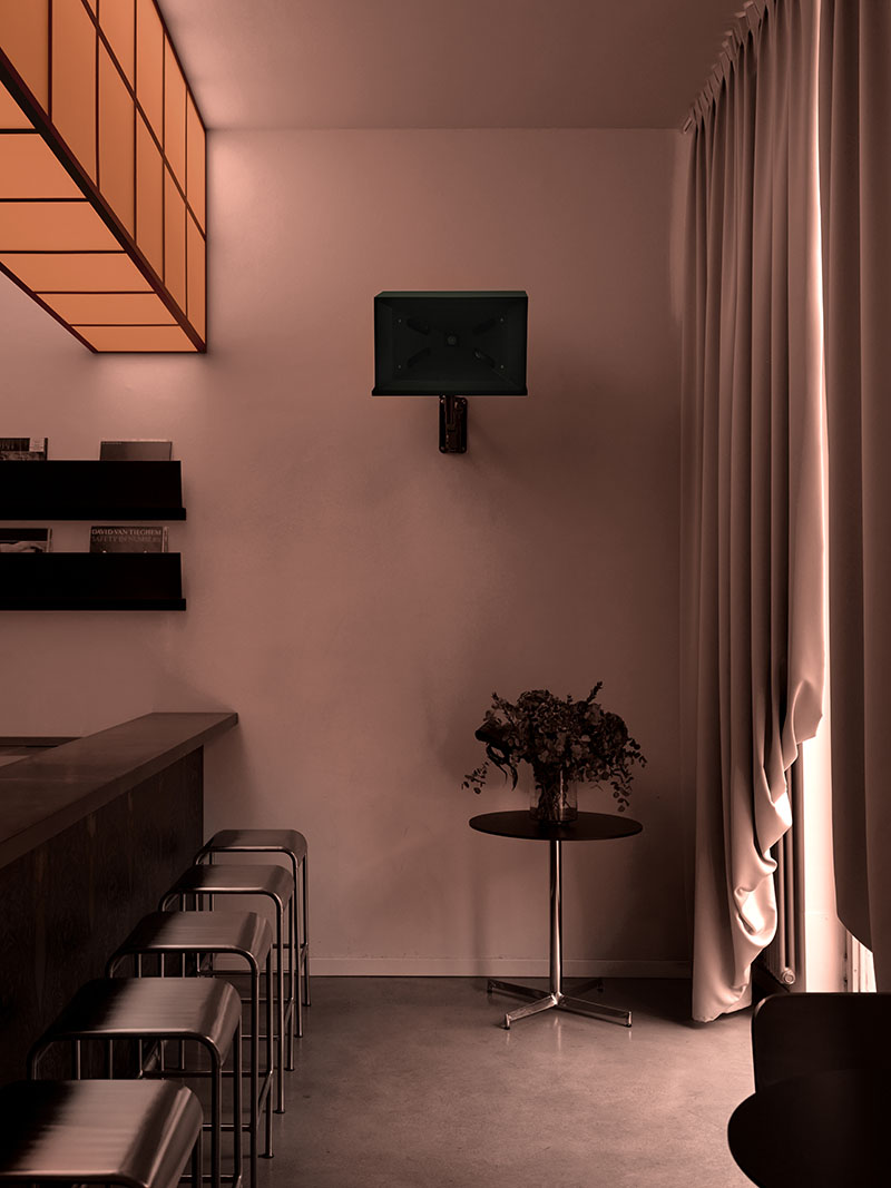 Fiorin Fiorello Fiore: Parasite 2.0 pone a sonar Milán