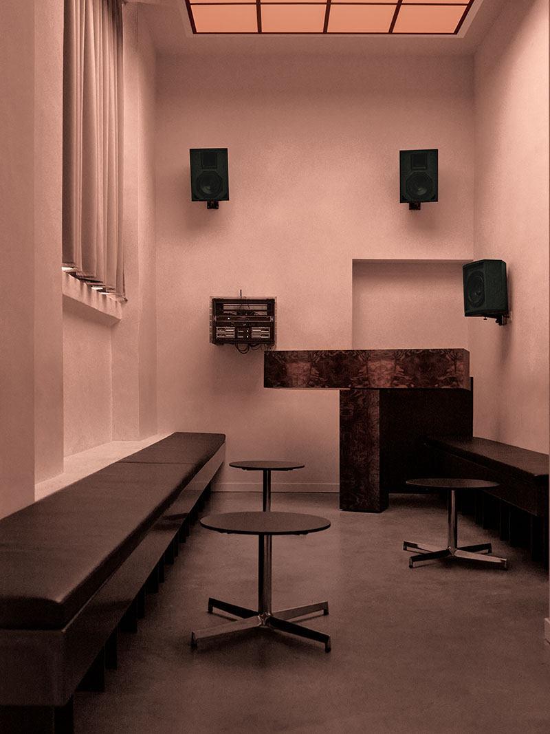 Fiorin Fiorello Fiore: Parasite 2.0 pone a sonar Milán