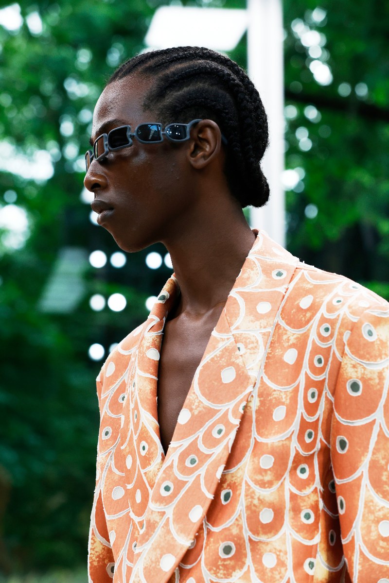 Issey Miyake no usa dos lentes: añade ocho con impresión 3D