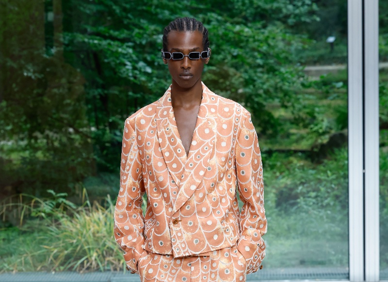 Issey Miyake no usa dos lentes: añade ocho con impresión 3D