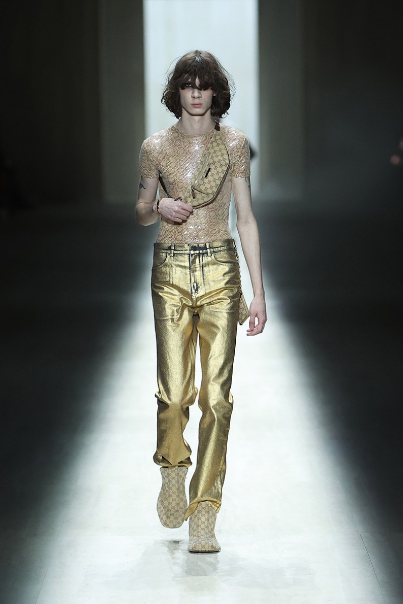 Demna radicaliza el Gucci de Tom Ford para su debut
