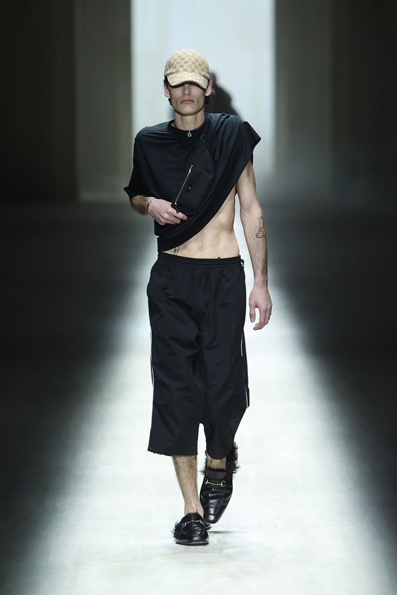 Demna radicaliza el Gucci de Tom Ford para su debut