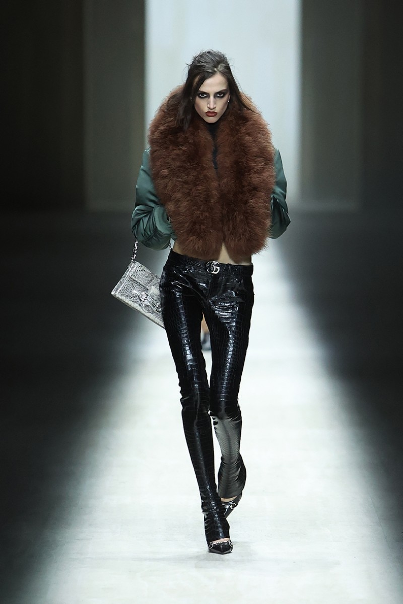 Demna radicaliza el Gucci de Tom Ford para su debut