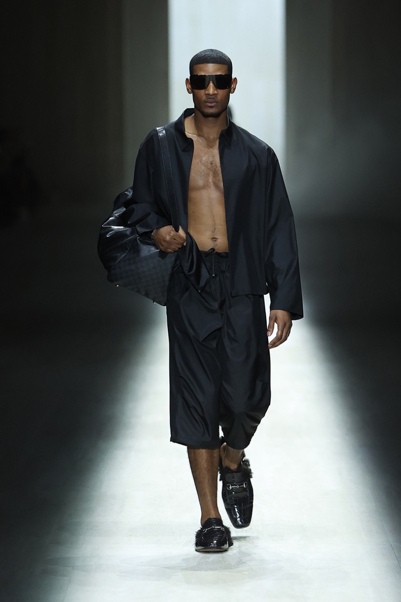 Demna radicaliza el Gucci de Tom Ford para su debut