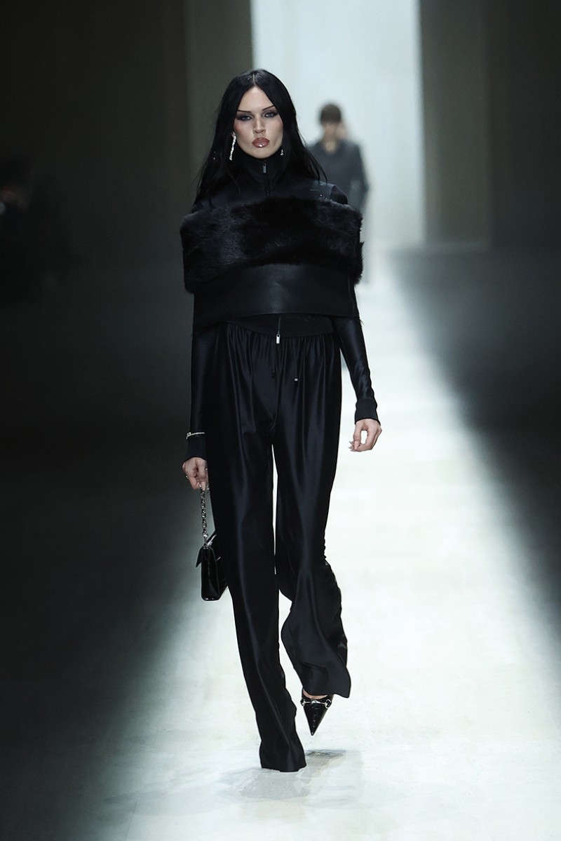 Demna radicaliza el Gucci de Tom Ford para su debut