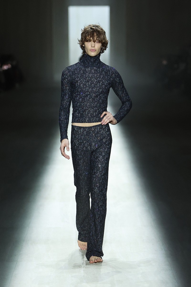 Demna radicaliza el Gucci de Tom Ford para su debut