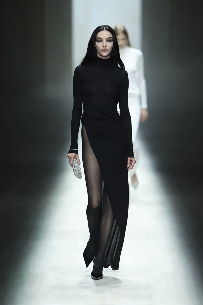 Demna radicaliza el Gucci de Tom Ford para su debut