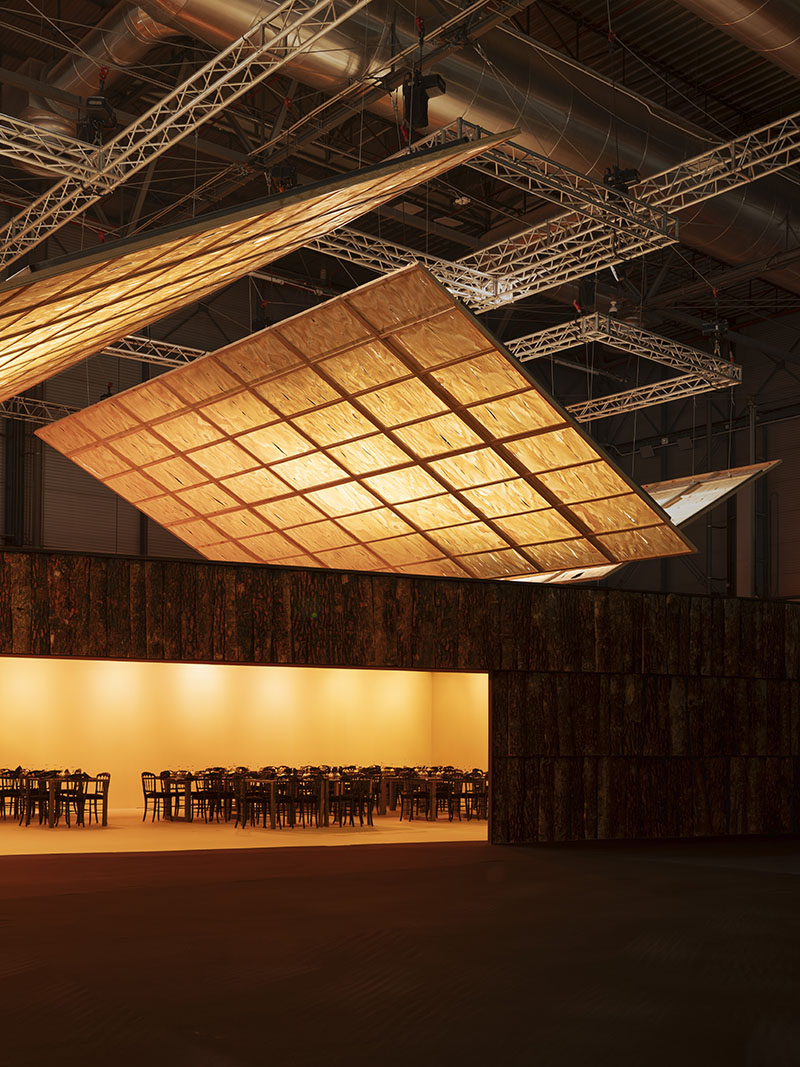 Guest Lounge Arco: cómo crear un espacio con lo que ardió