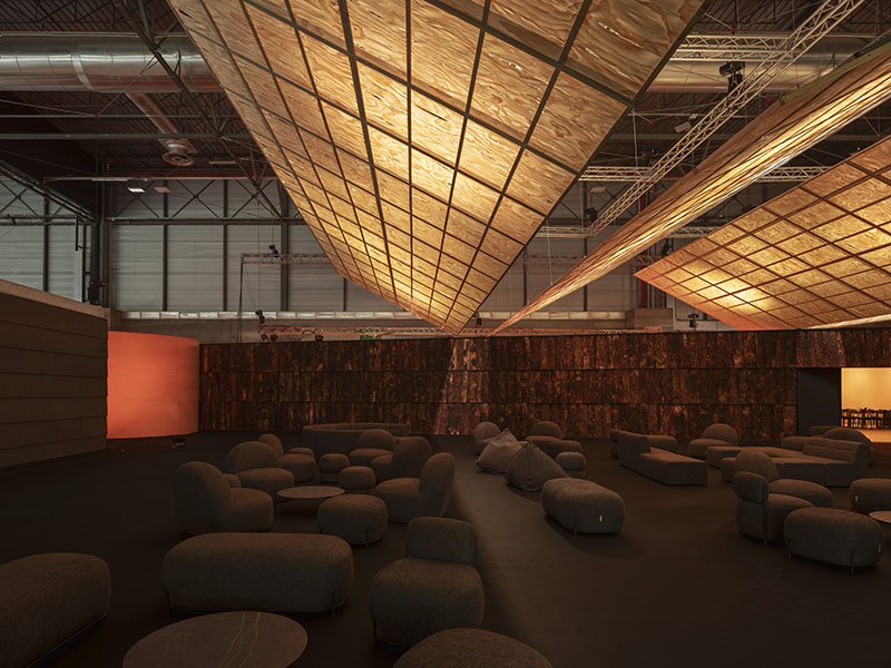 Guest Lounge Arco: cómo crear un espacio con lo que ardió