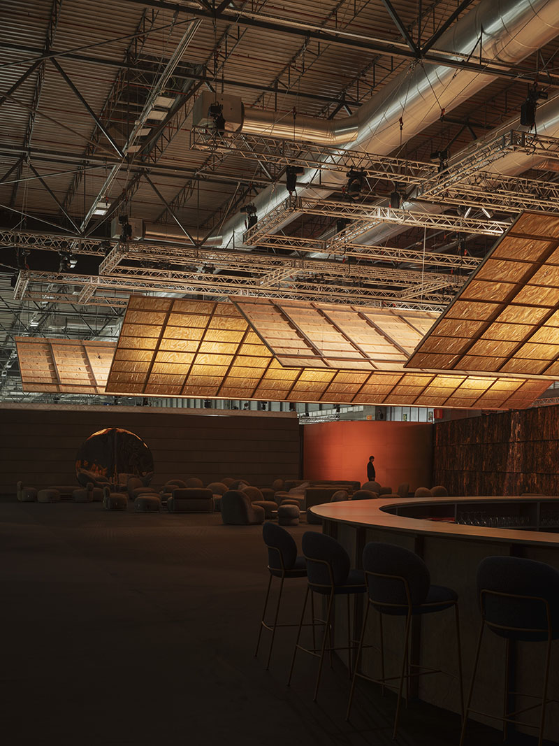 Guest Lounge Arco: cómo crear un espacio con lo que ardió