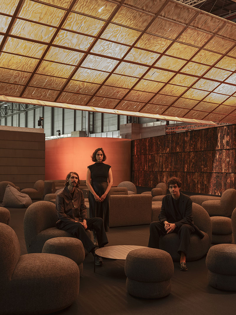 Guest Lounge Arco: cómo crear un espacio con lo que ardió