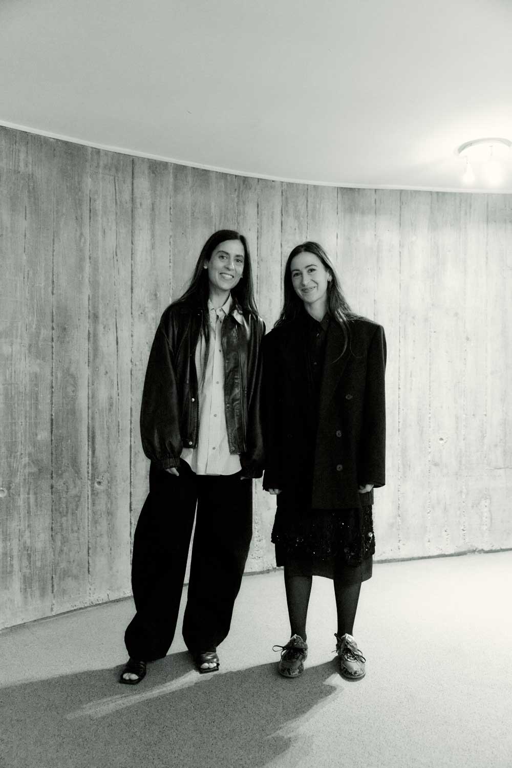 Cordera conquista París: minimalismo ético en el Niemeyer